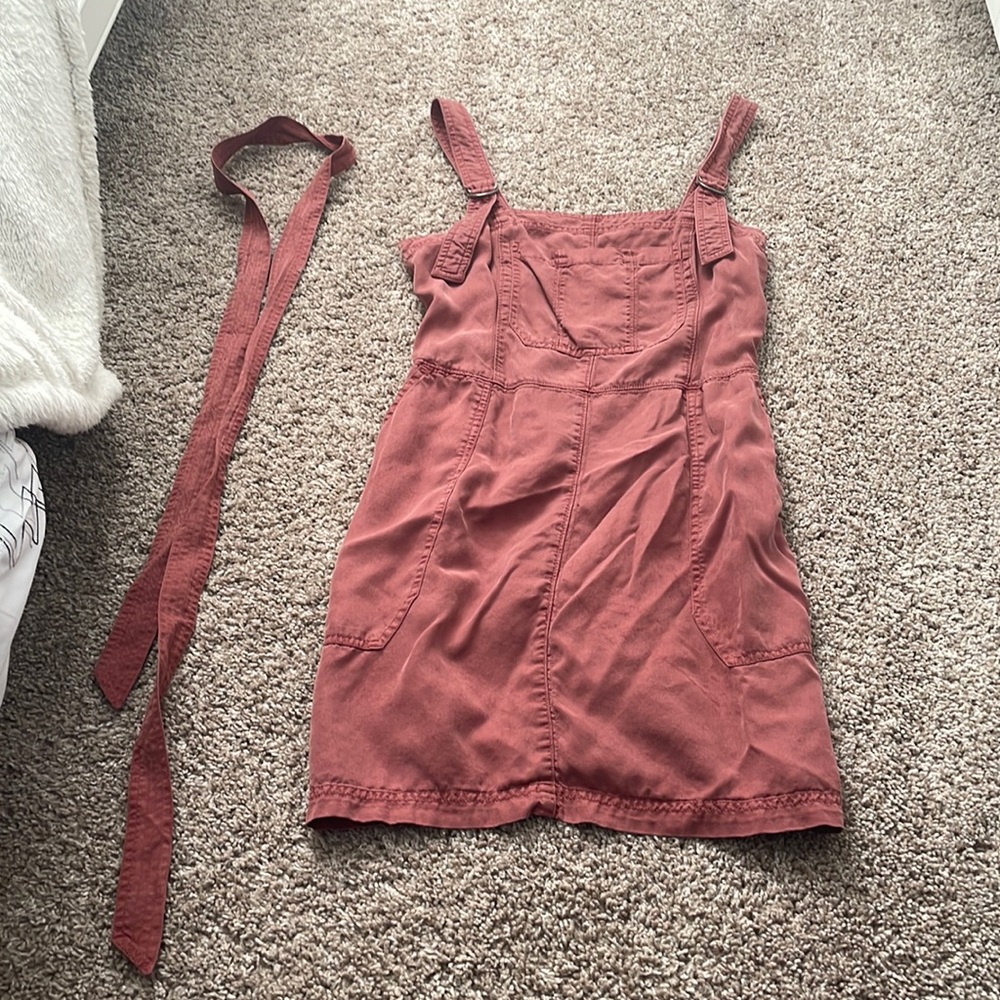 Abercrombie and Fitch pink dress, small, with tying around waist, worn once